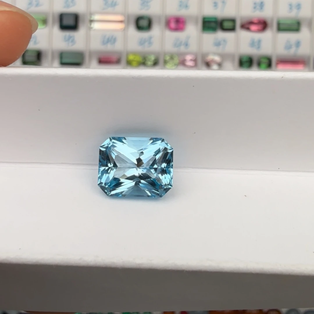 托帕石裸石天然4.96克拉