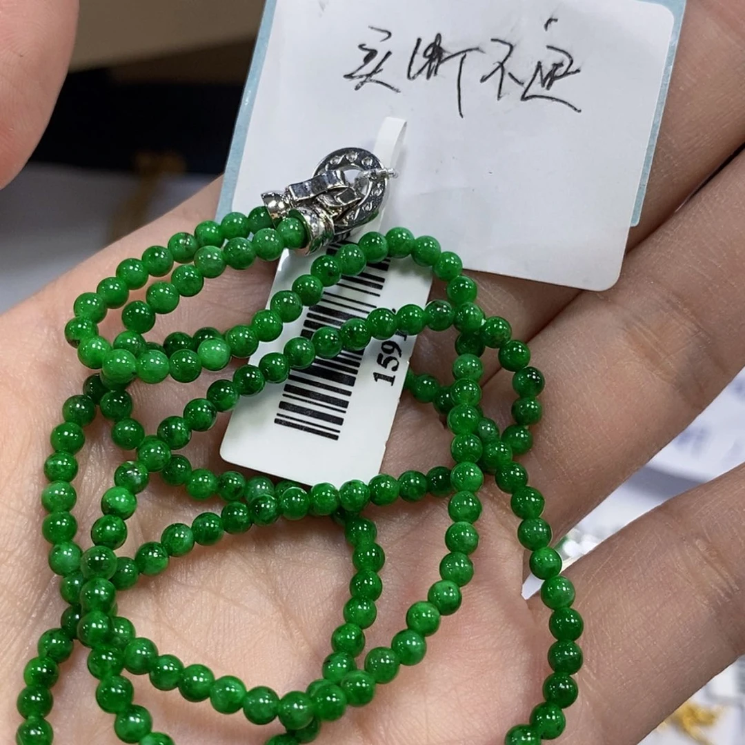 【闪购商品】颈饰未镶嵌翡翠项链