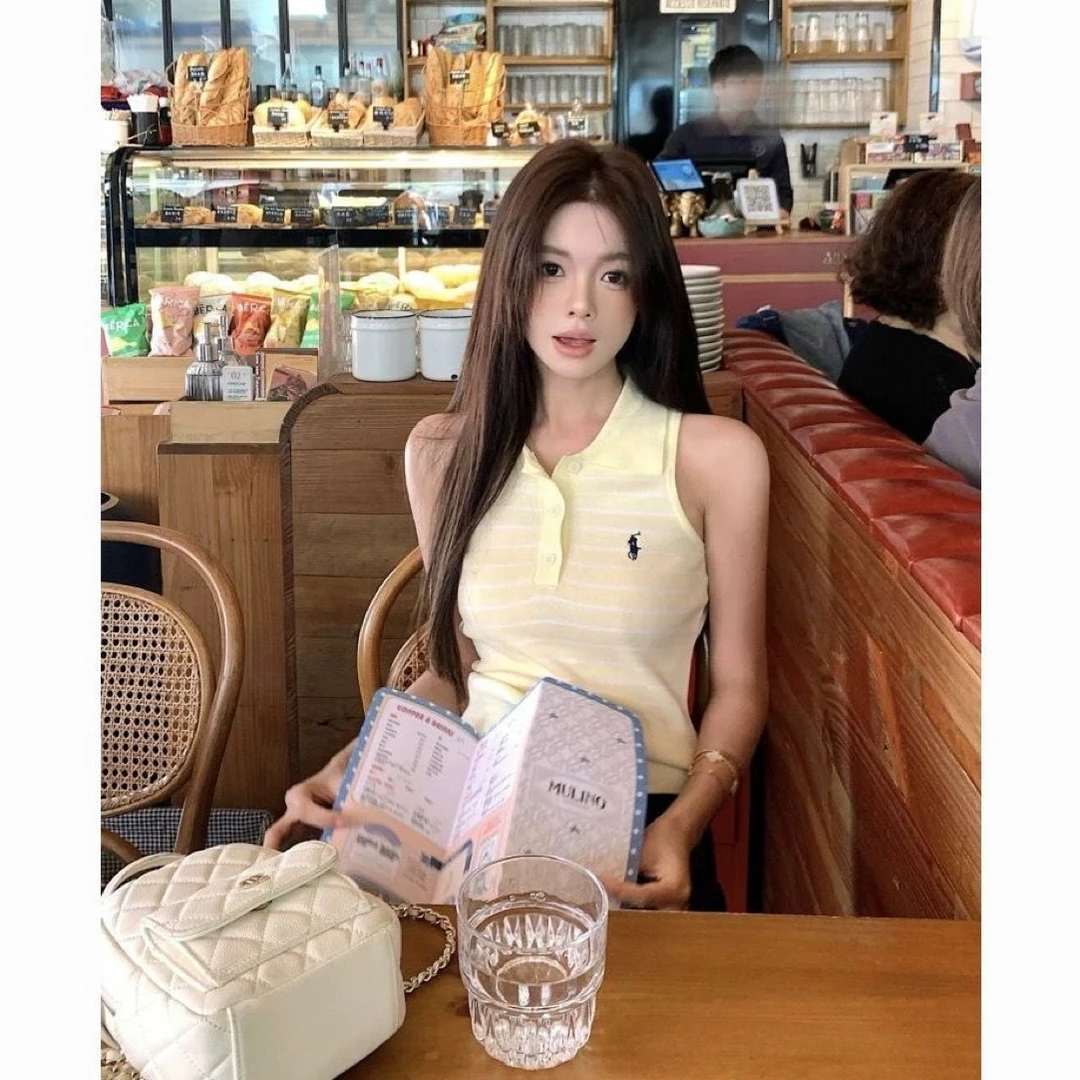 高街时尚感polo领针织背心女夏季新款气质感简约百搭上衣