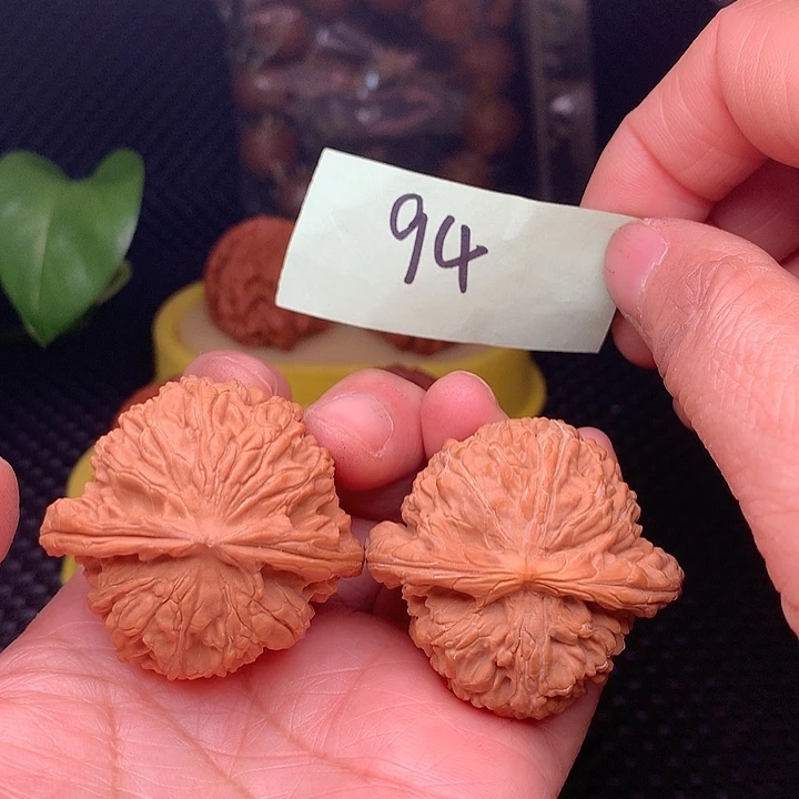 【闪购商品】把件文玩核桃42闷白94
