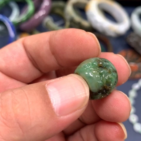 【闪购商品】颈饰未镶嵌翡翠