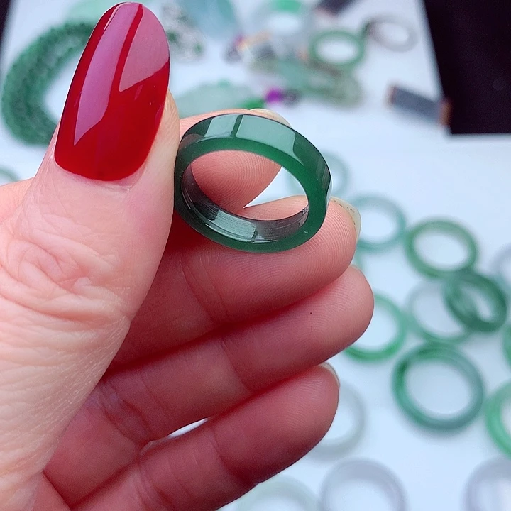 翡翠未镶嵌戒指天然翡翠