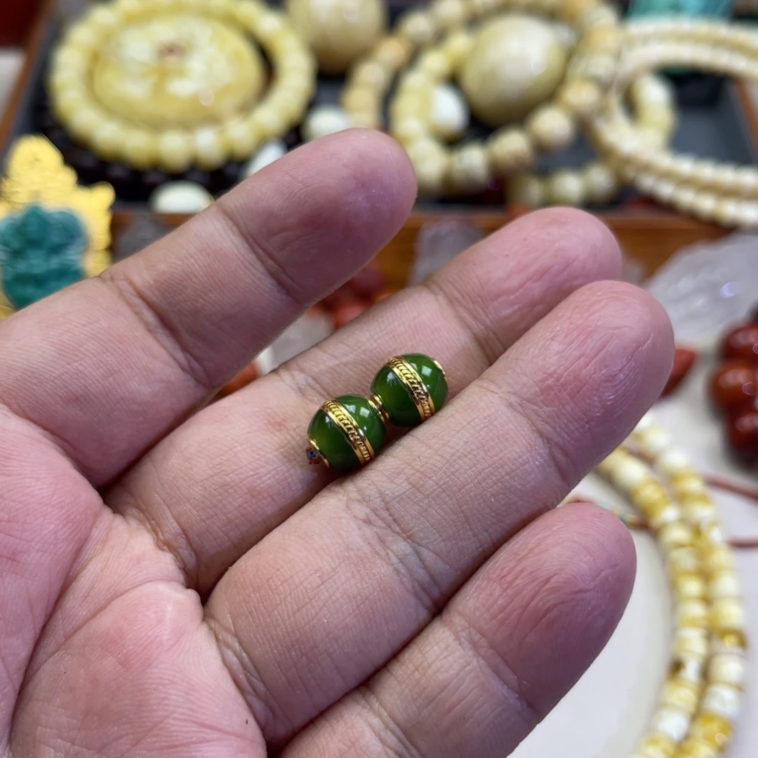 和田玉（碧玉）未镶嵌珠宝奇石51