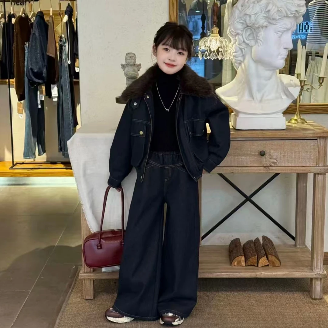 女童2025秋冬可拆卸毛领加厚短款夹克外套加绒直筒牛仔长裤两件套