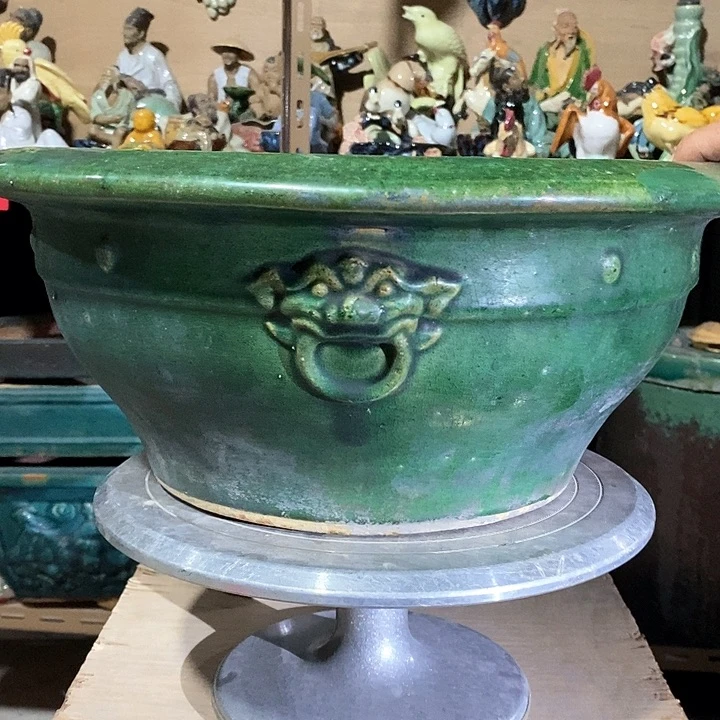 辉*哥石湾窑带兽头圆钉盆