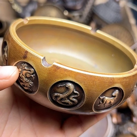 铜制工艺摆件把玩