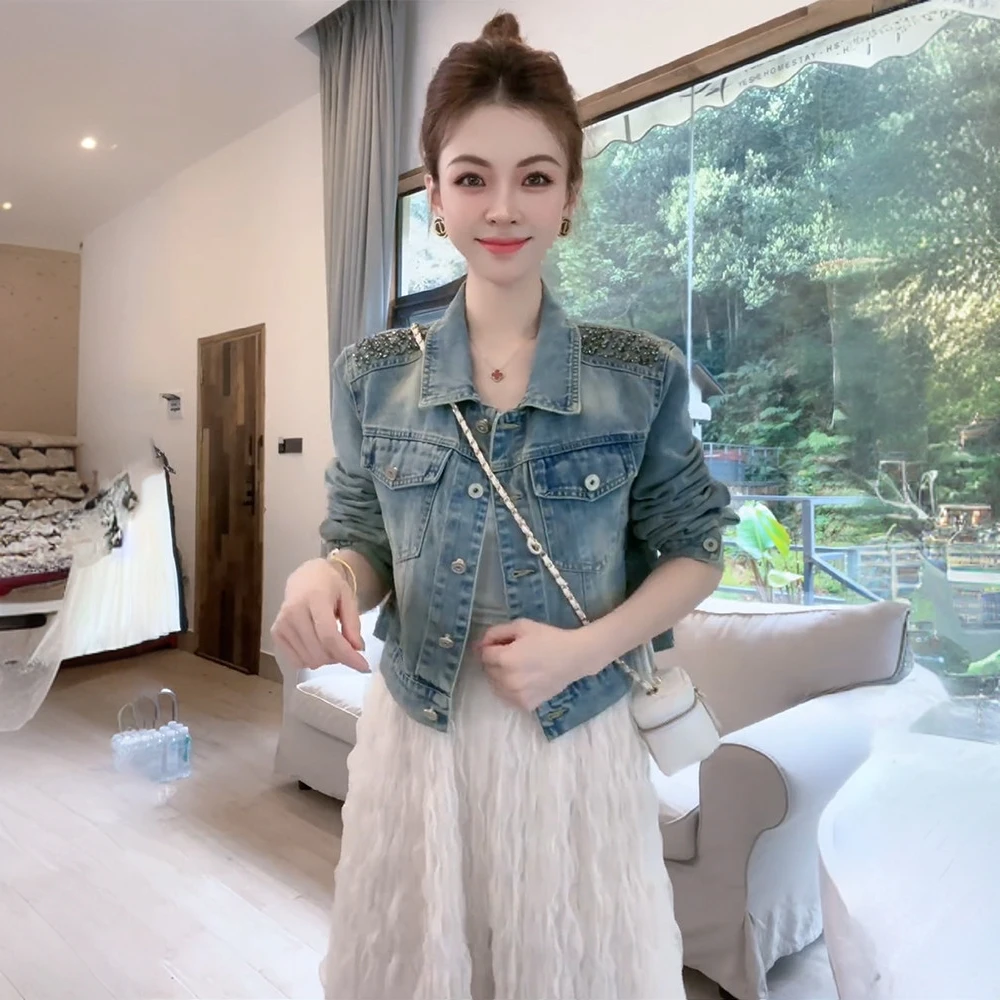 美式复古牛仔外套2025春季新款高级感洋气时尚气质翻领钉珠上衣女