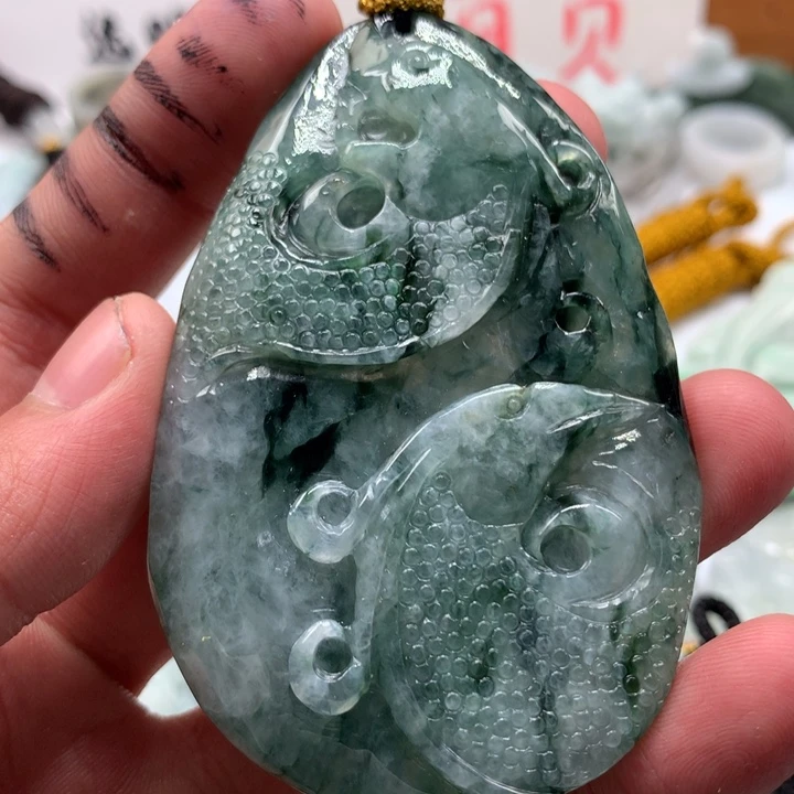 翡翠未镶嵌颈饰保真天然a货翡翠