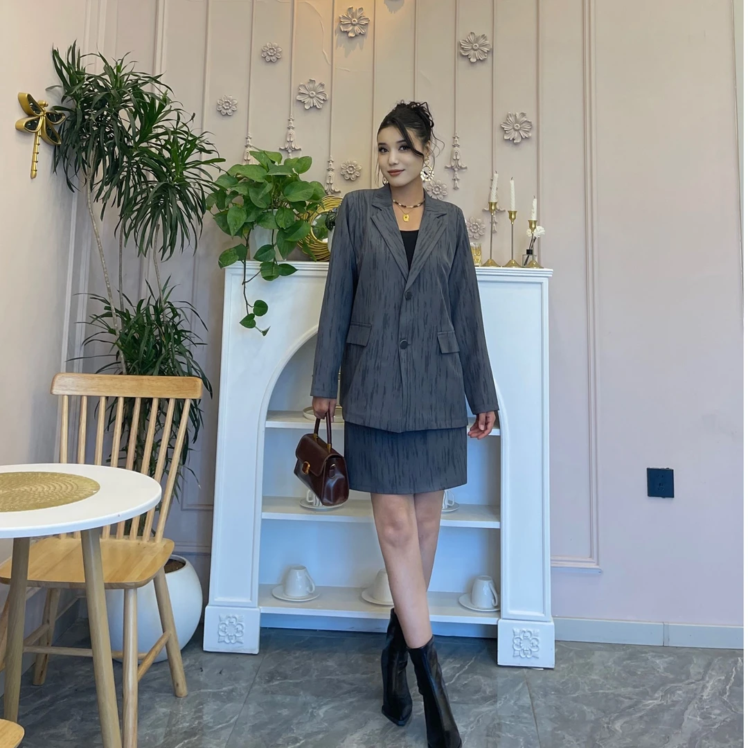 秋冬灰色西装法式两件套
