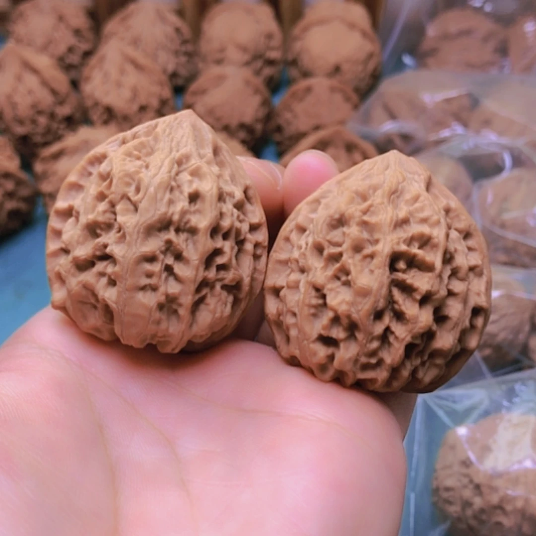 【闪购商品】把件核桃38野牛有修
