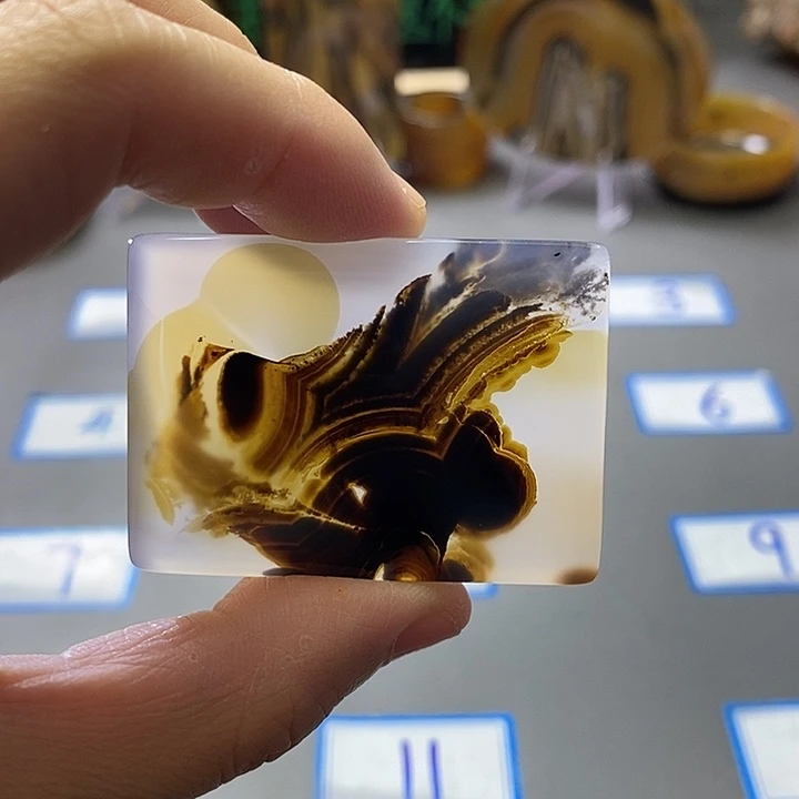 玛瑙/玉髓未镶嵌珠宝半成品