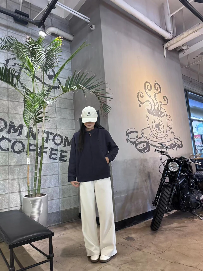 女休闲风连帽宽松型纯色短外套抽绳百搭加厚帽衫开衫6611