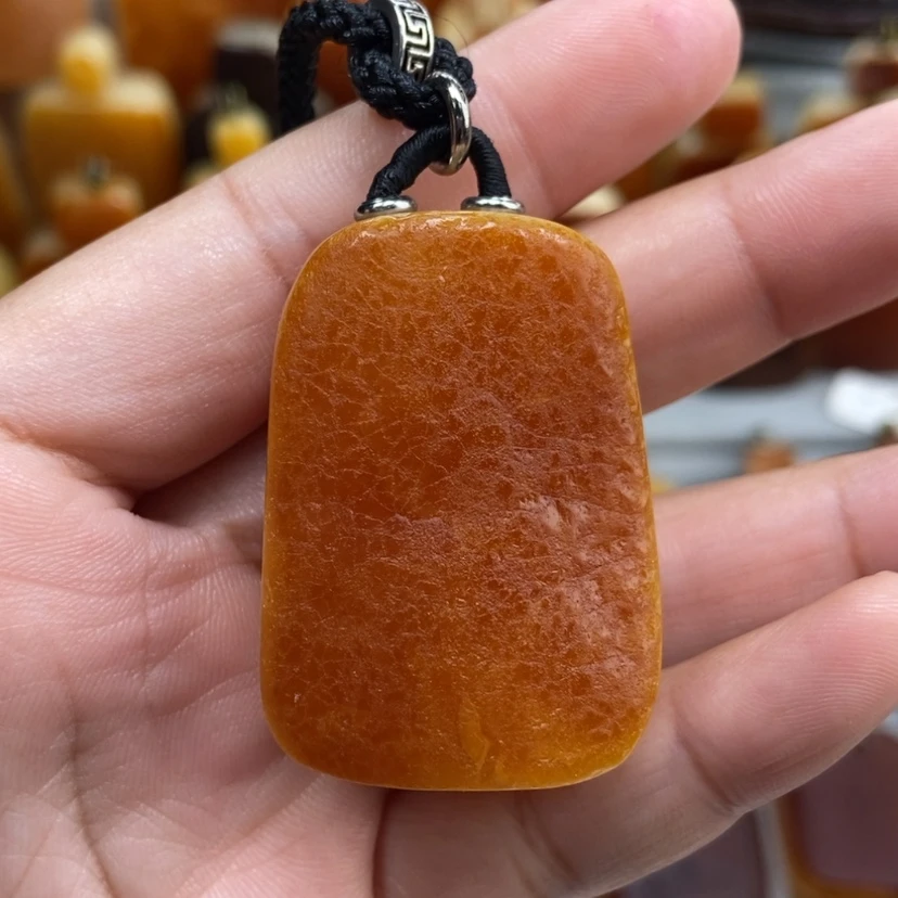 【闪购商品】琥珀颈饰未镶嵌