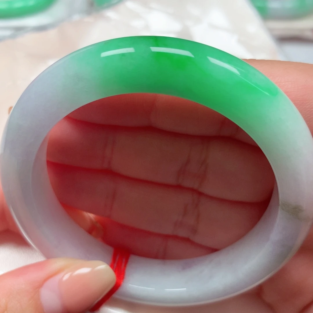 翡翠未镶嵌手镯51辣阳绿 厚装