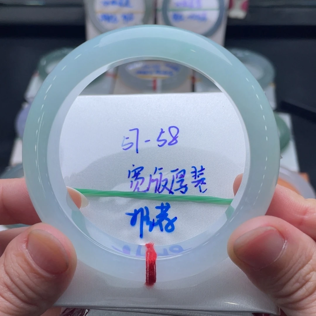 翡翠未镶嵌手镯翡翠手镯40