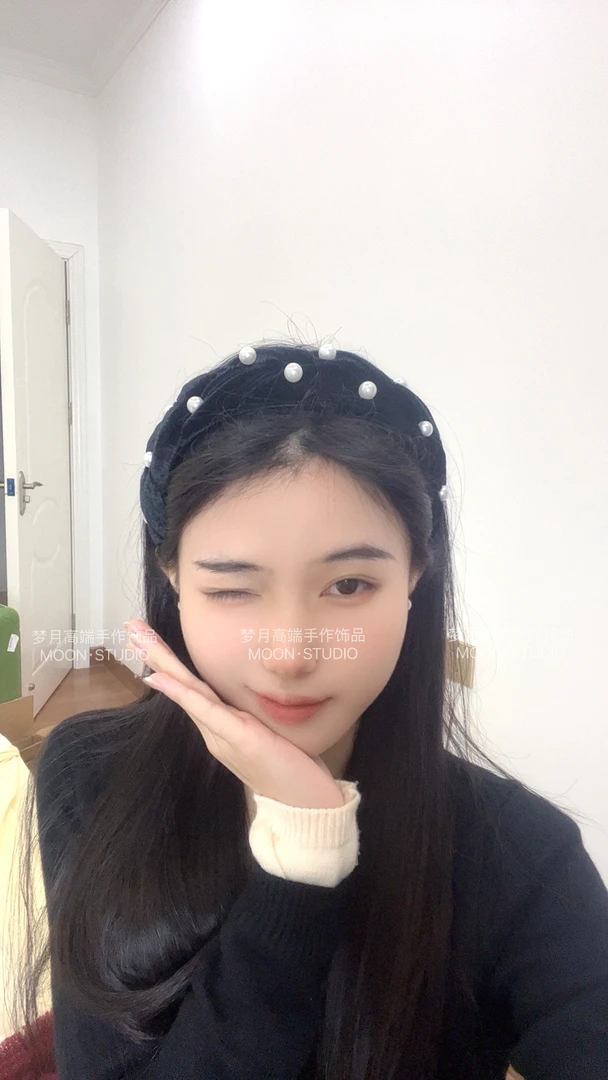 [梦月] 新年明星同款黑色丝绒珍珠麻花发箍高颅顶百搭气质高级