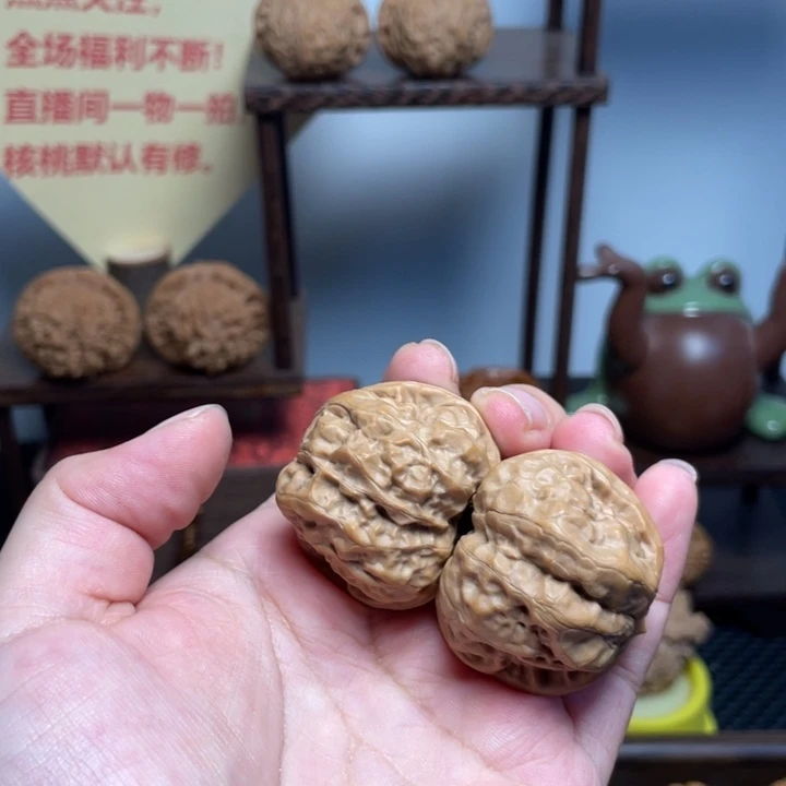 把件文玩核桃蛤蟆36闪39