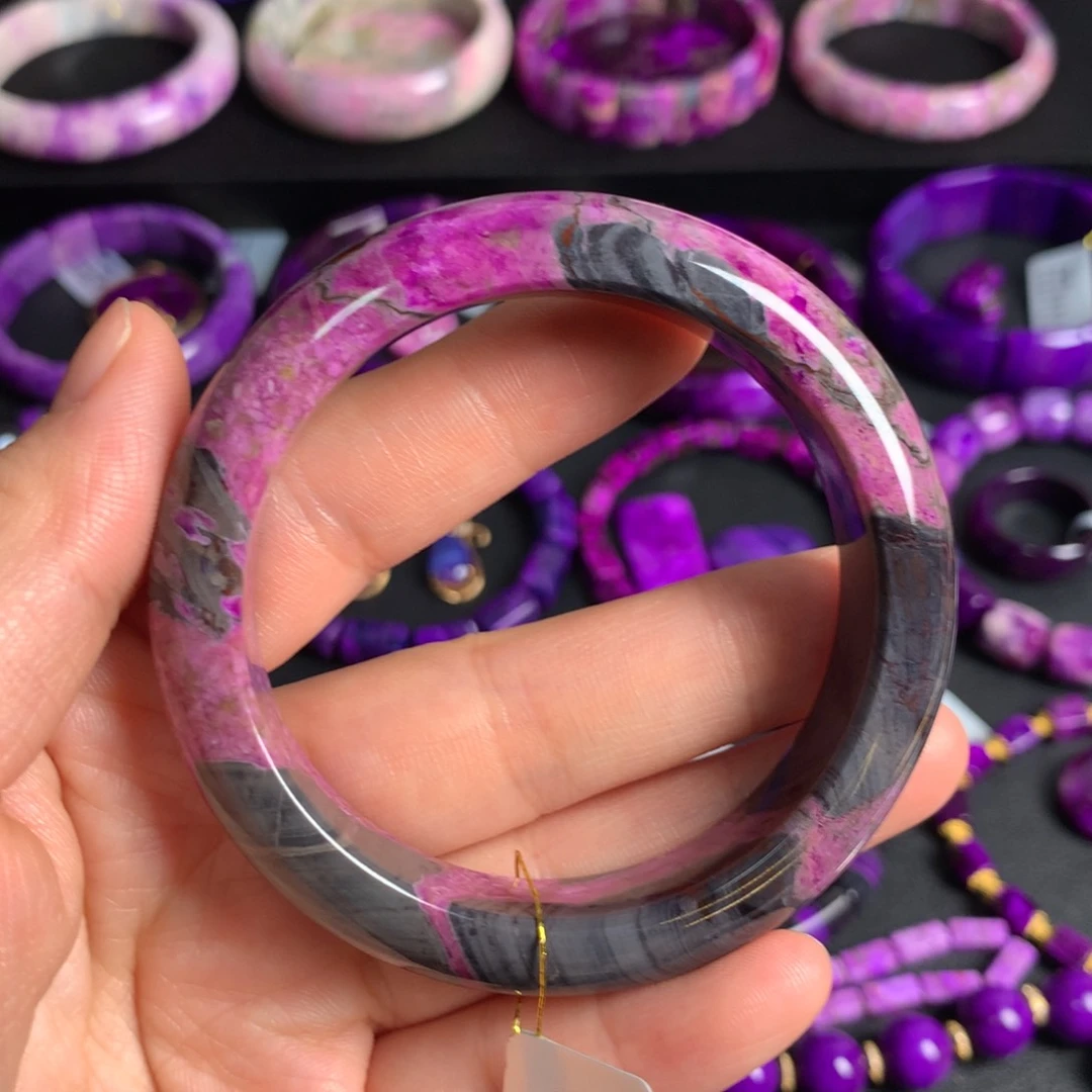 苏纪石（舒俱来）桃红手镯未镶嵌