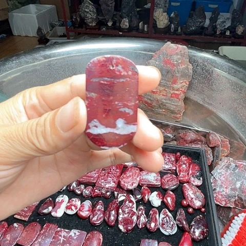 【闪购商品】天然辰砂天然原矿朱砂diao z