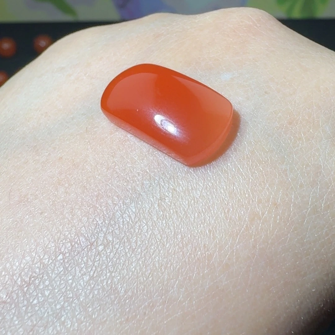 南红玛瑙未镶嵌樱桃红戒面10×16