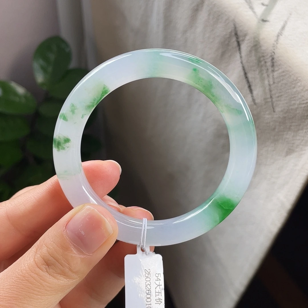 翡翠未镶嵌手镯54冰胶飘绿花圆条