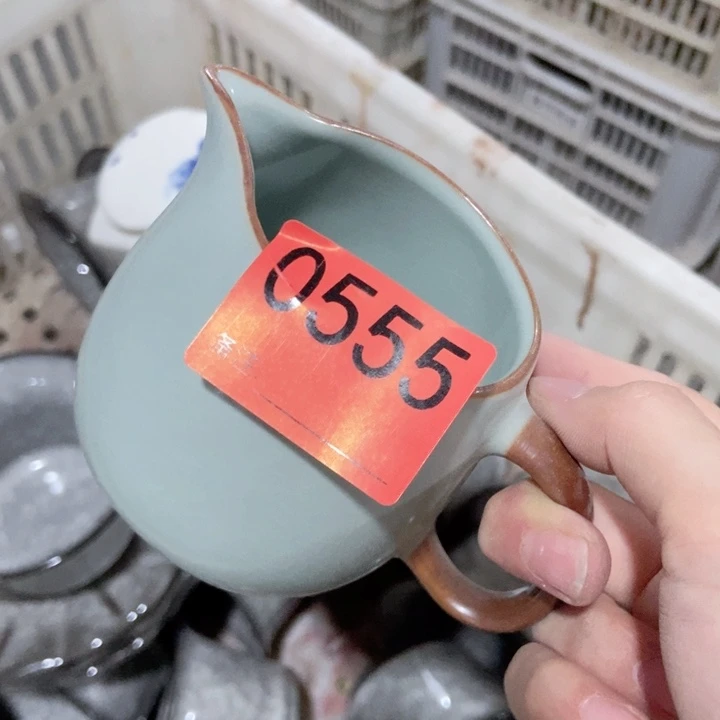 茶具微瑕，介意勿拍