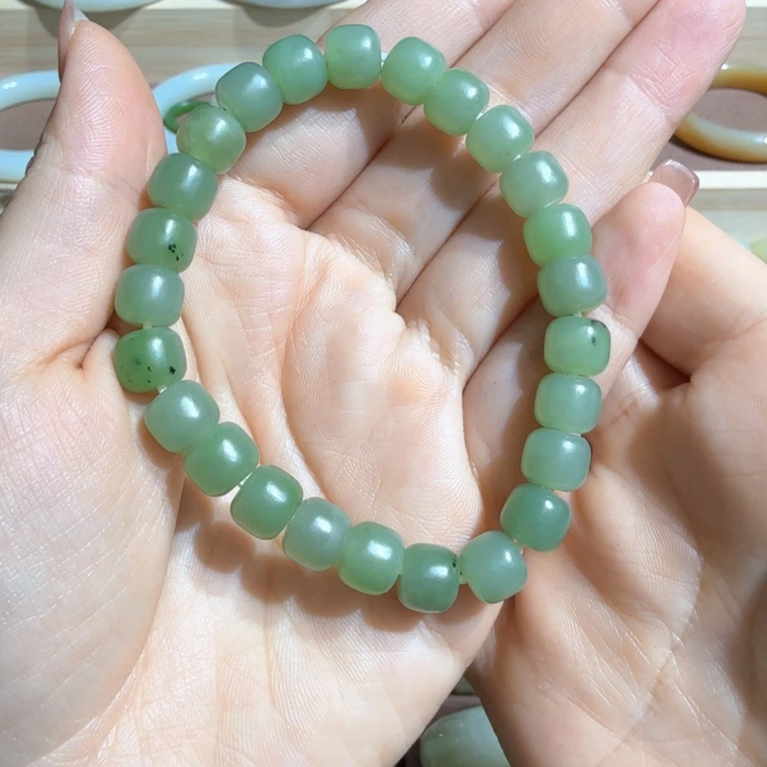 未镶嵌手链和田玉（碧玉）
