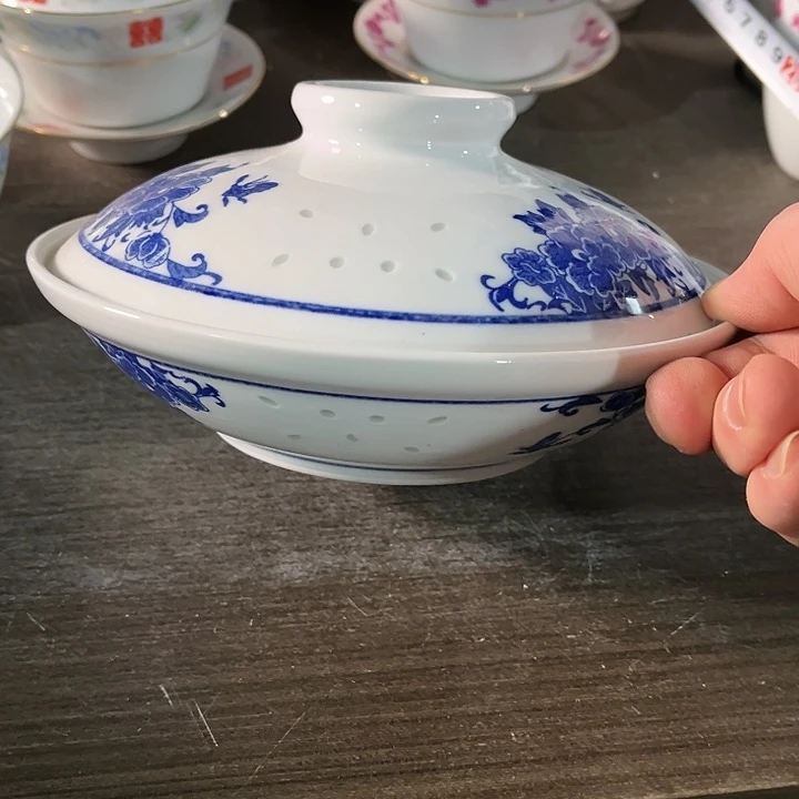 瓷片景德镇陶瓷和合器。