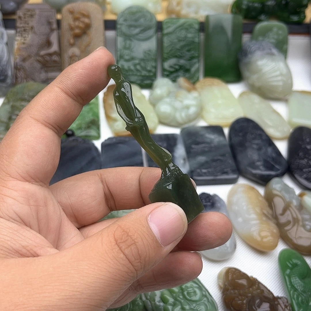 和田玉挂件未镶嵌