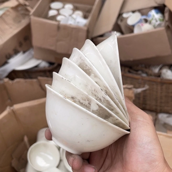 陶瓷盘子碗砂锅都有
