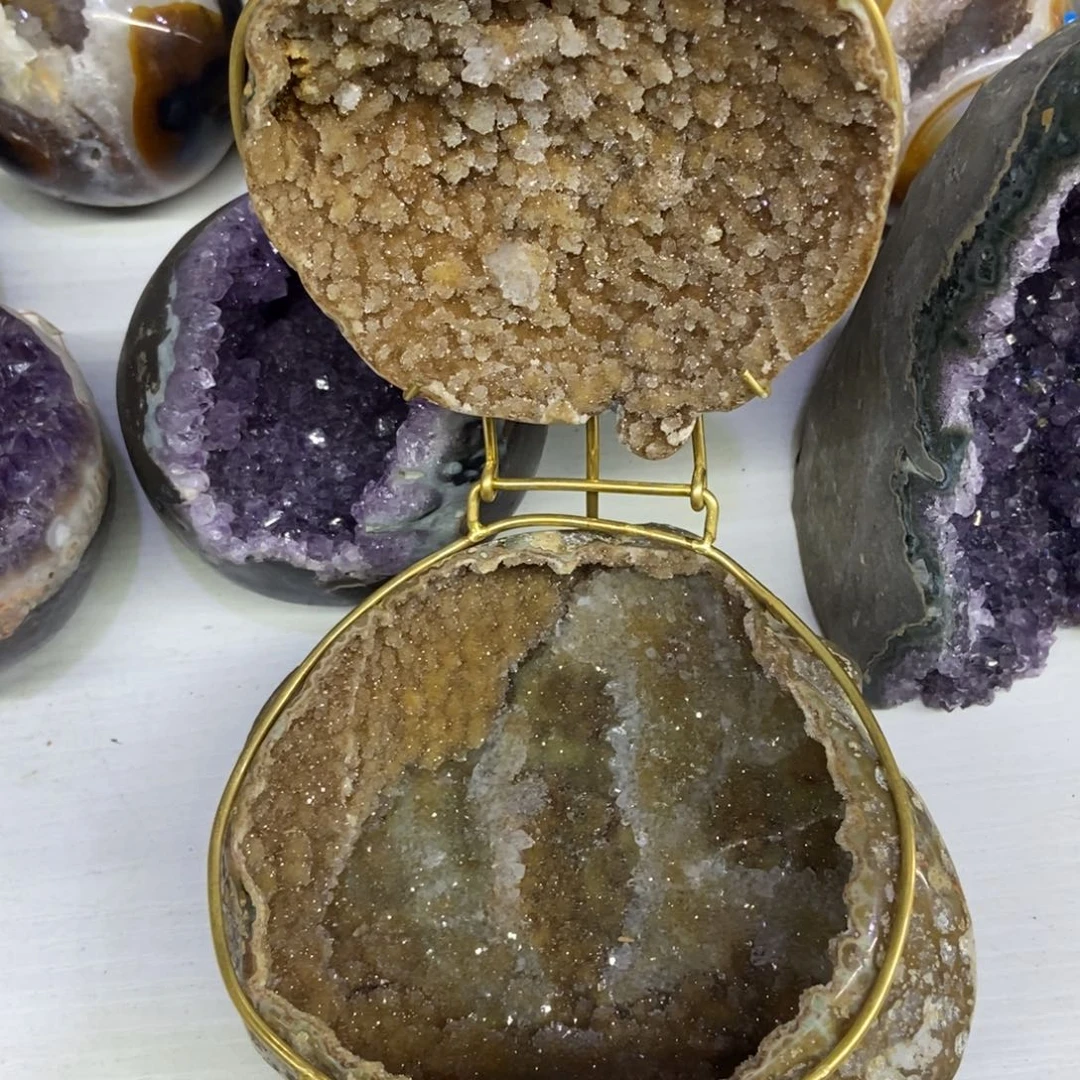 紫晶大型摆件（非配饰）未镶嵌潘