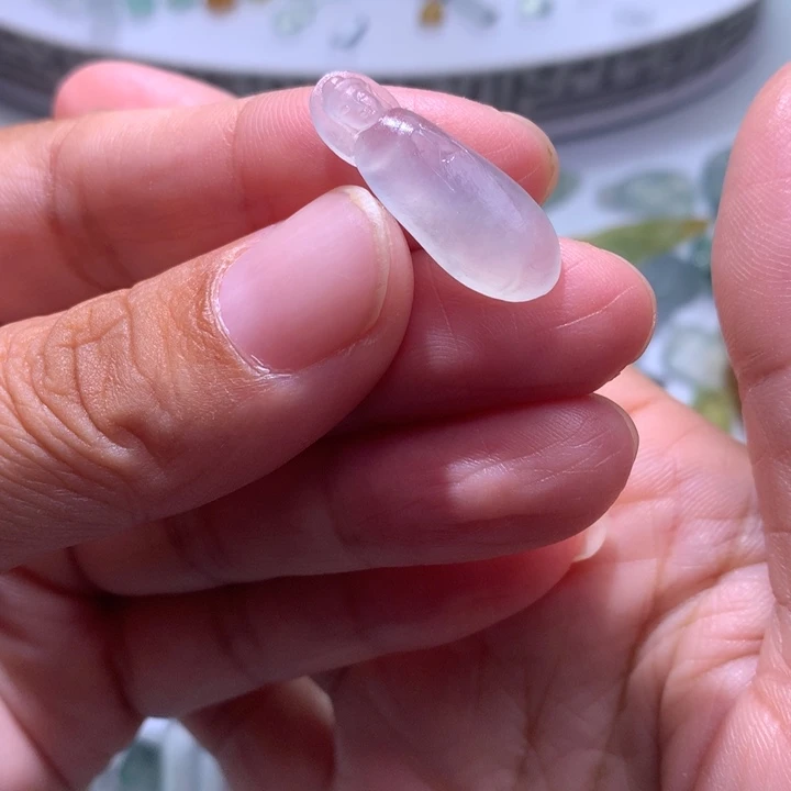 定制翡翠未镶嵌高冰随行观音
