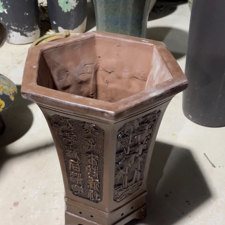 紫砂花盆高30口21六方孤品