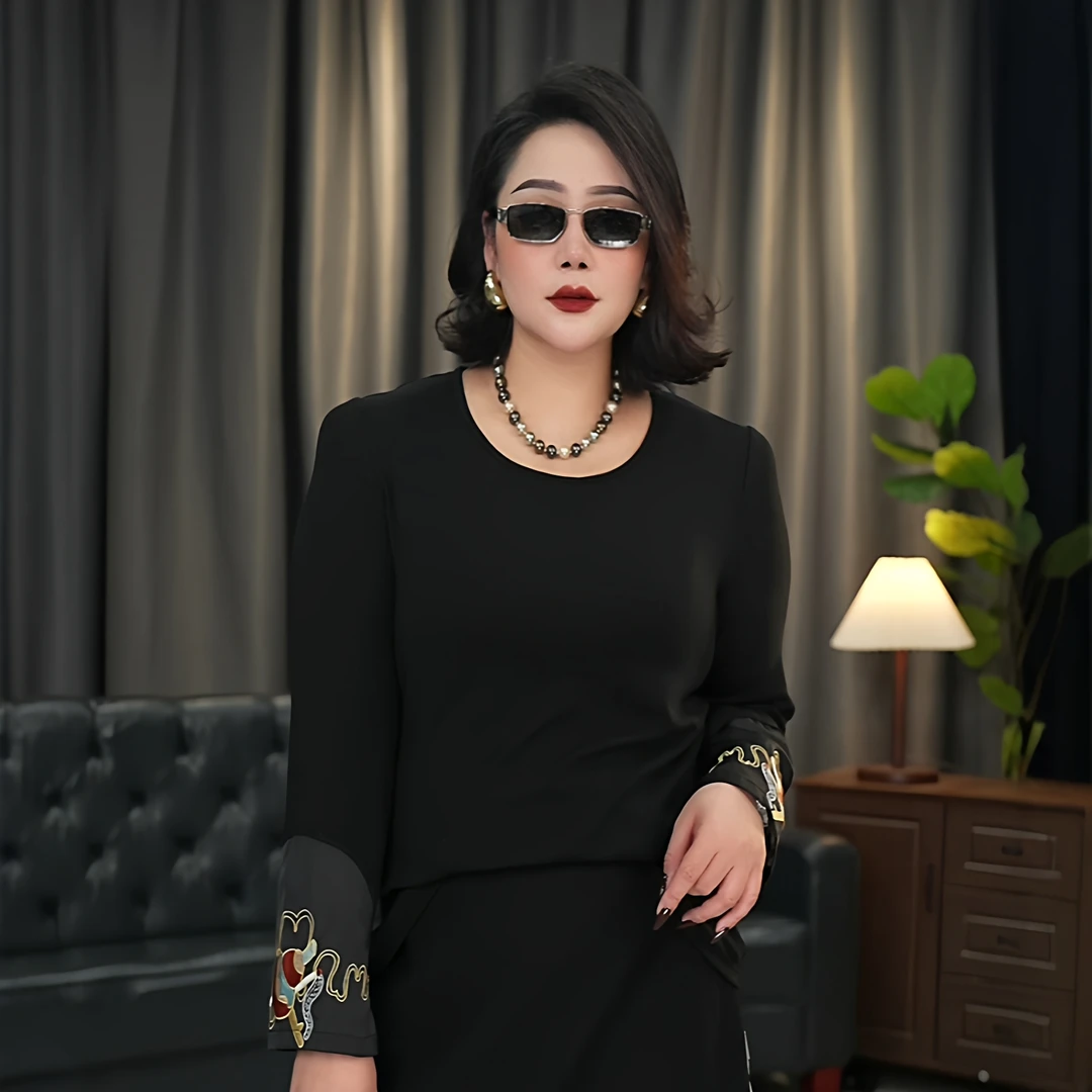 伊馨大码女装2025秋季新款新中式国风刺绣圆领长袖T恤打底衫上衣