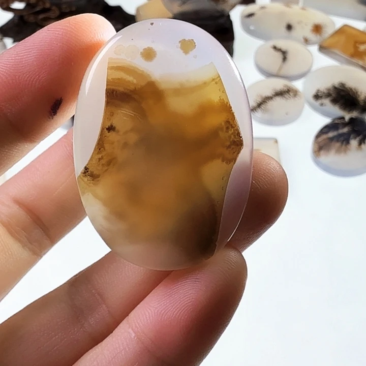玛瑙/玉髓未镶嵌珠宝半成品