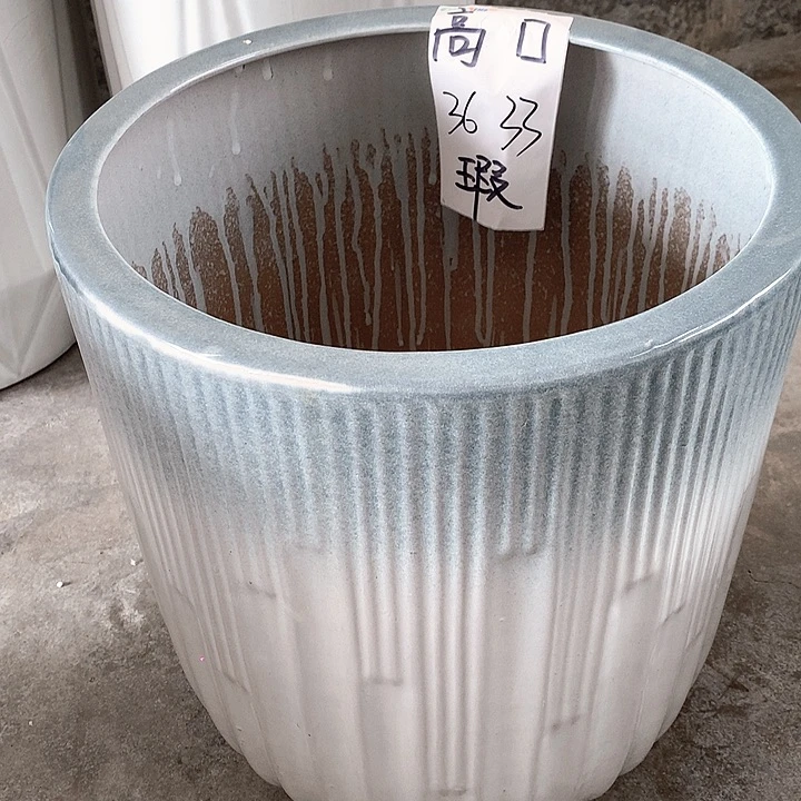 花盆陶瓷的大号音符渐变