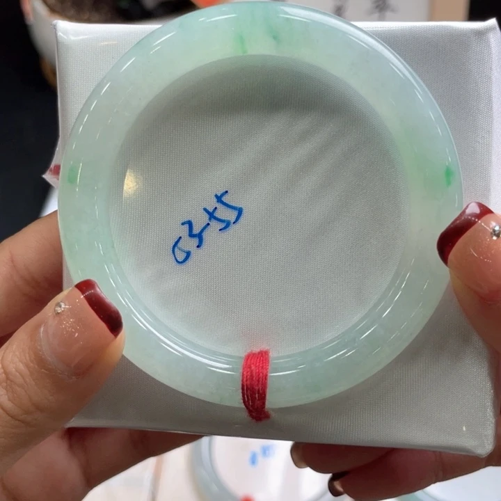 翡翠手镯未镶嵌翡翠手镯8号