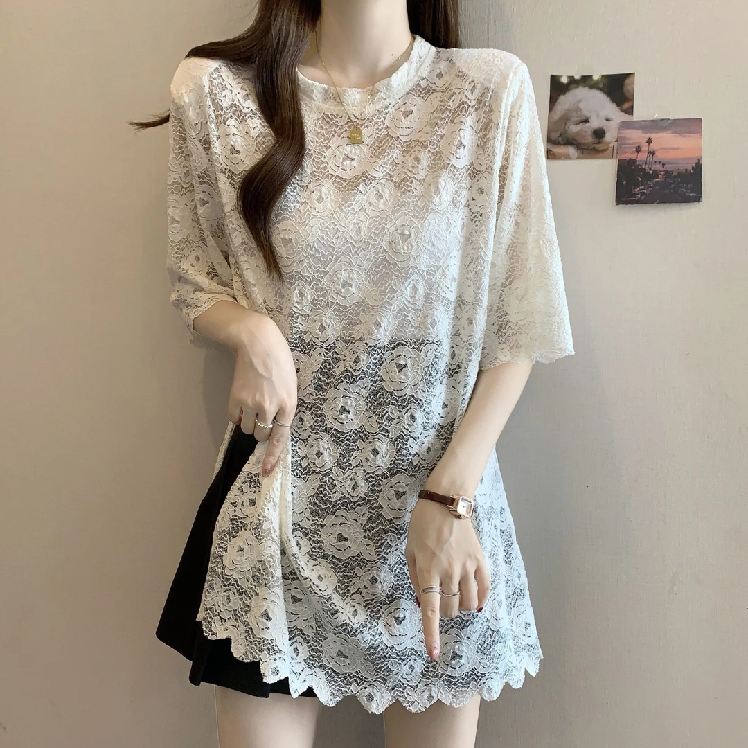 大码蕾丝钩花T恤宽松显瘦镂空花边气质短袖女打底衫轻熟风上衣潮