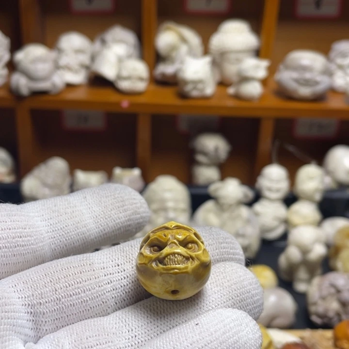 火***棘非金属皮质配饰鹿角雕刻怪兽