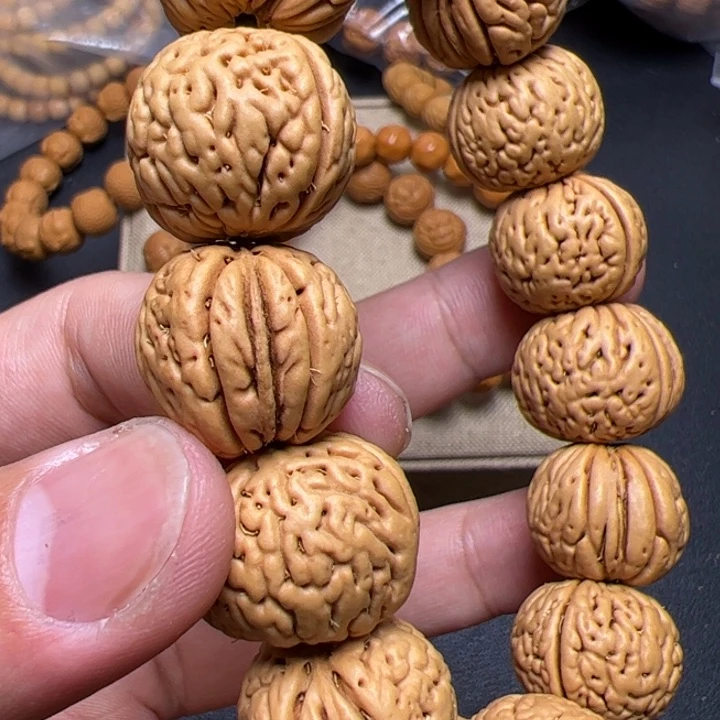 猴头核桃手串阿*超喇叭