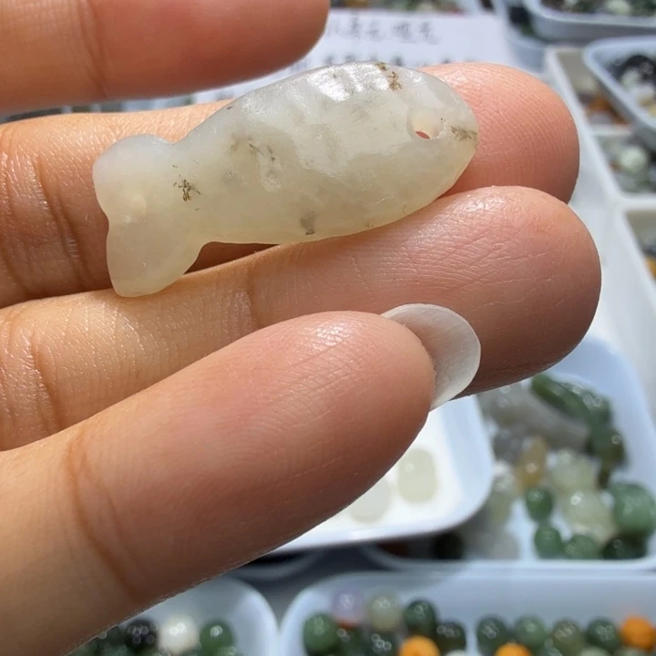 未镶嵌和田玉珠宝半成品