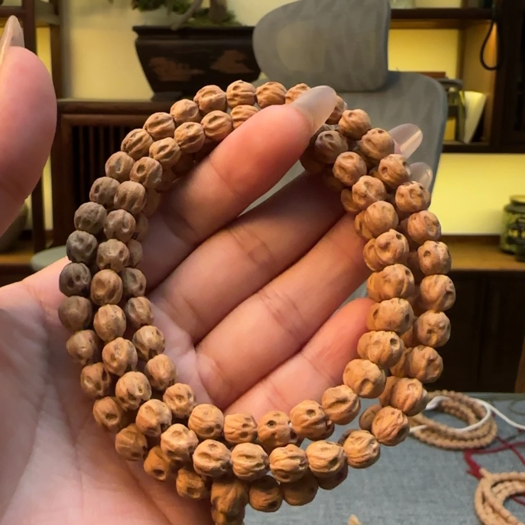 柏香籽/百香籽手串吞噬7左右