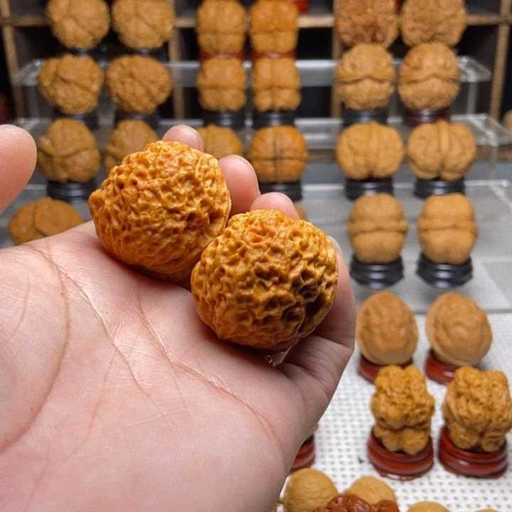 盛***车文玩核桃吊坠2芙蓉绣球
