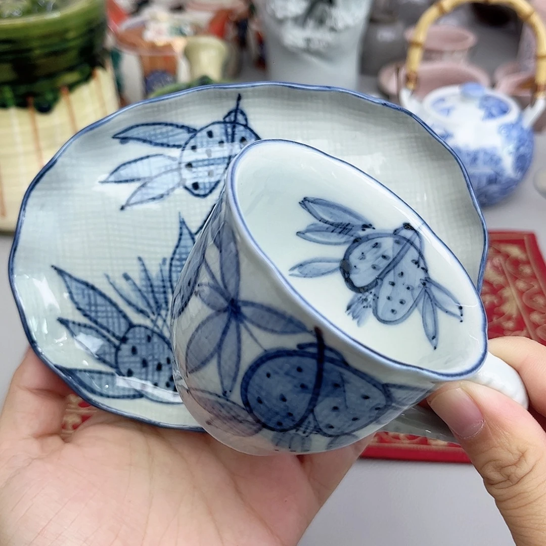 瓷片一套漂亮的手绘咖啡套