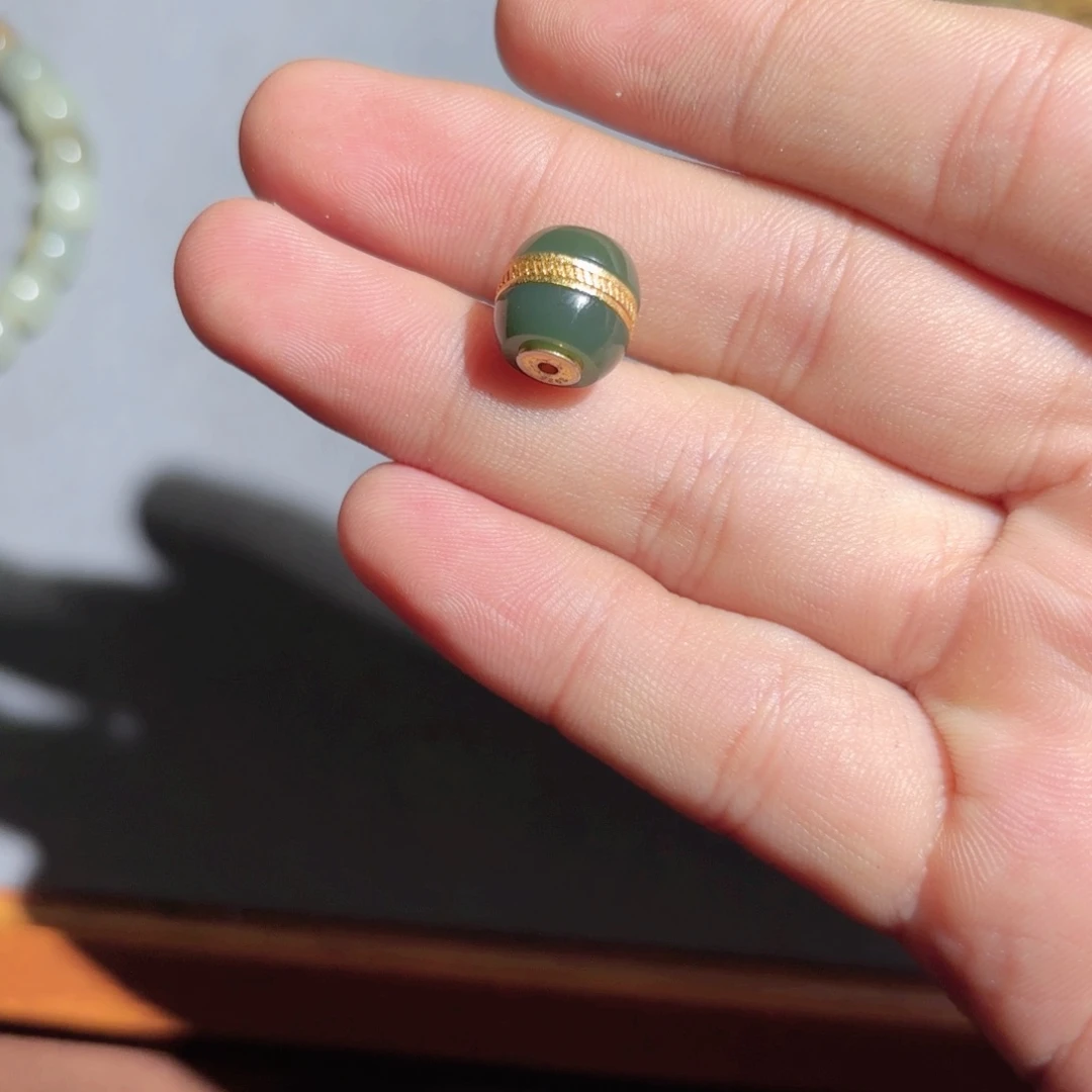 和田玉手链未镶嵌听**蝉