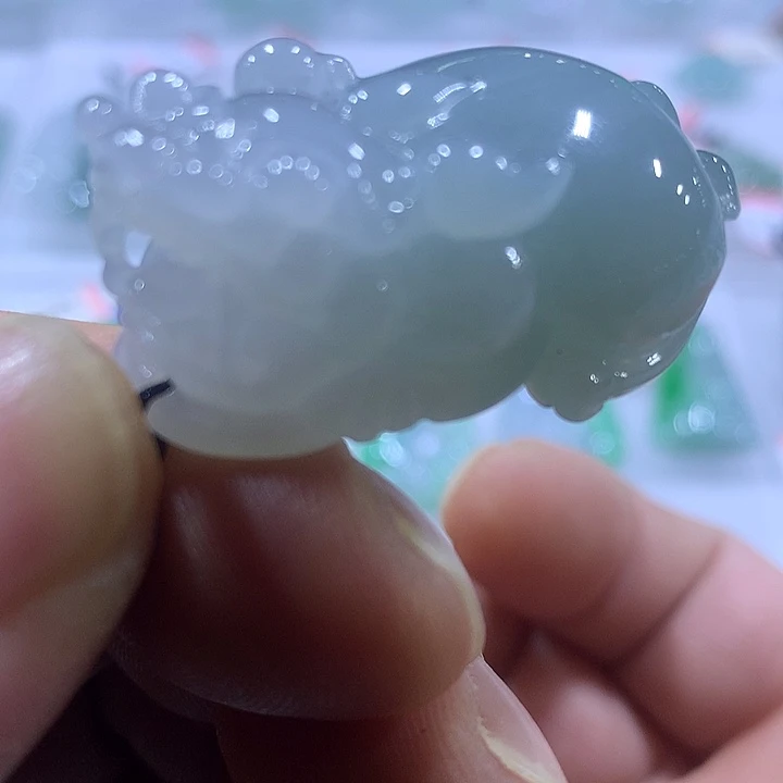 翡翠未镶嵌颈饰天然翡翠A货吊坠