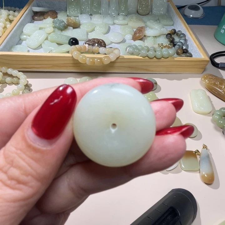 和田玉（糖玉）未镶嵌珠宝半成品