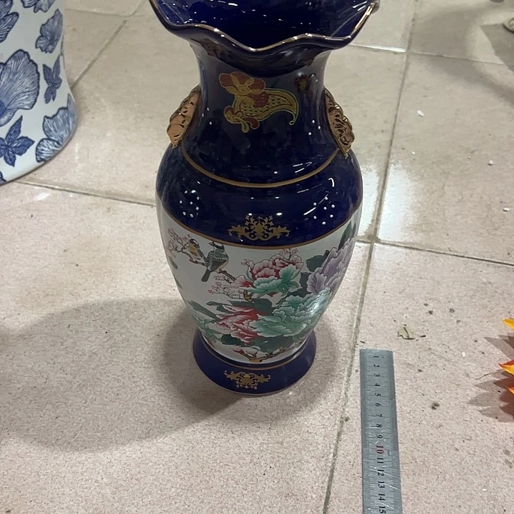 瓷片瑕。。。。。。。。。。。。。