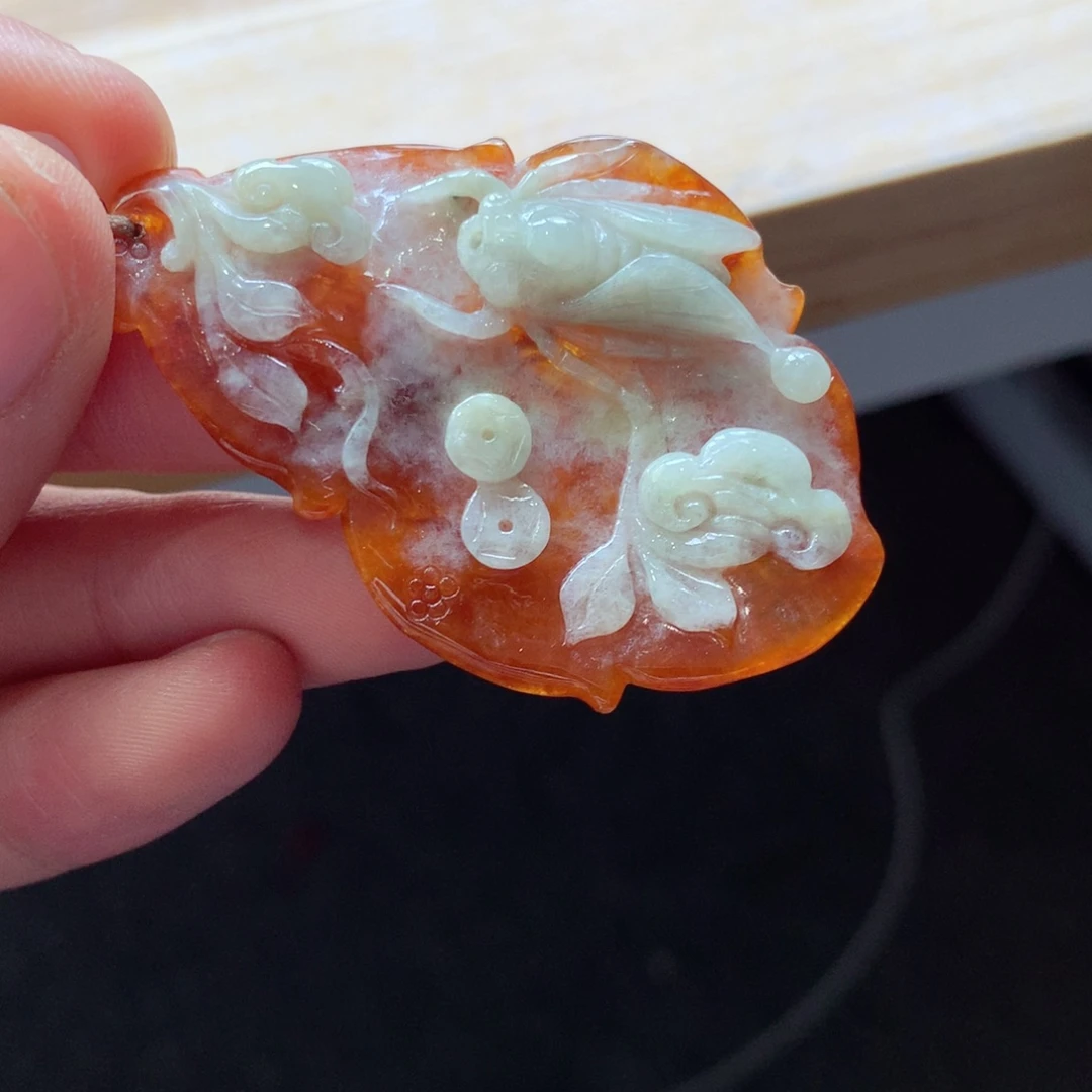 翡翠颈饰未镶嵌吊坠