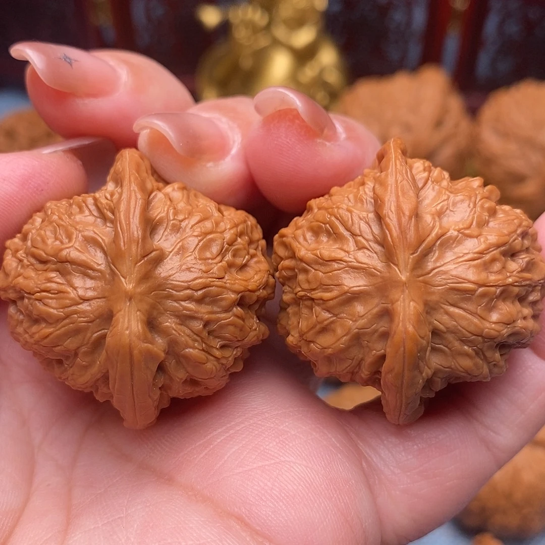 文玩核桃把件36.5精品毕业血麒麟